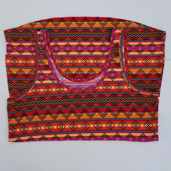 3/$15 No Boundaries Tank Top XXL - Picture 2 of 5